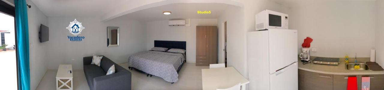 Varadero Marina Airport Guests Rooms Oranjestad Kültér fotó