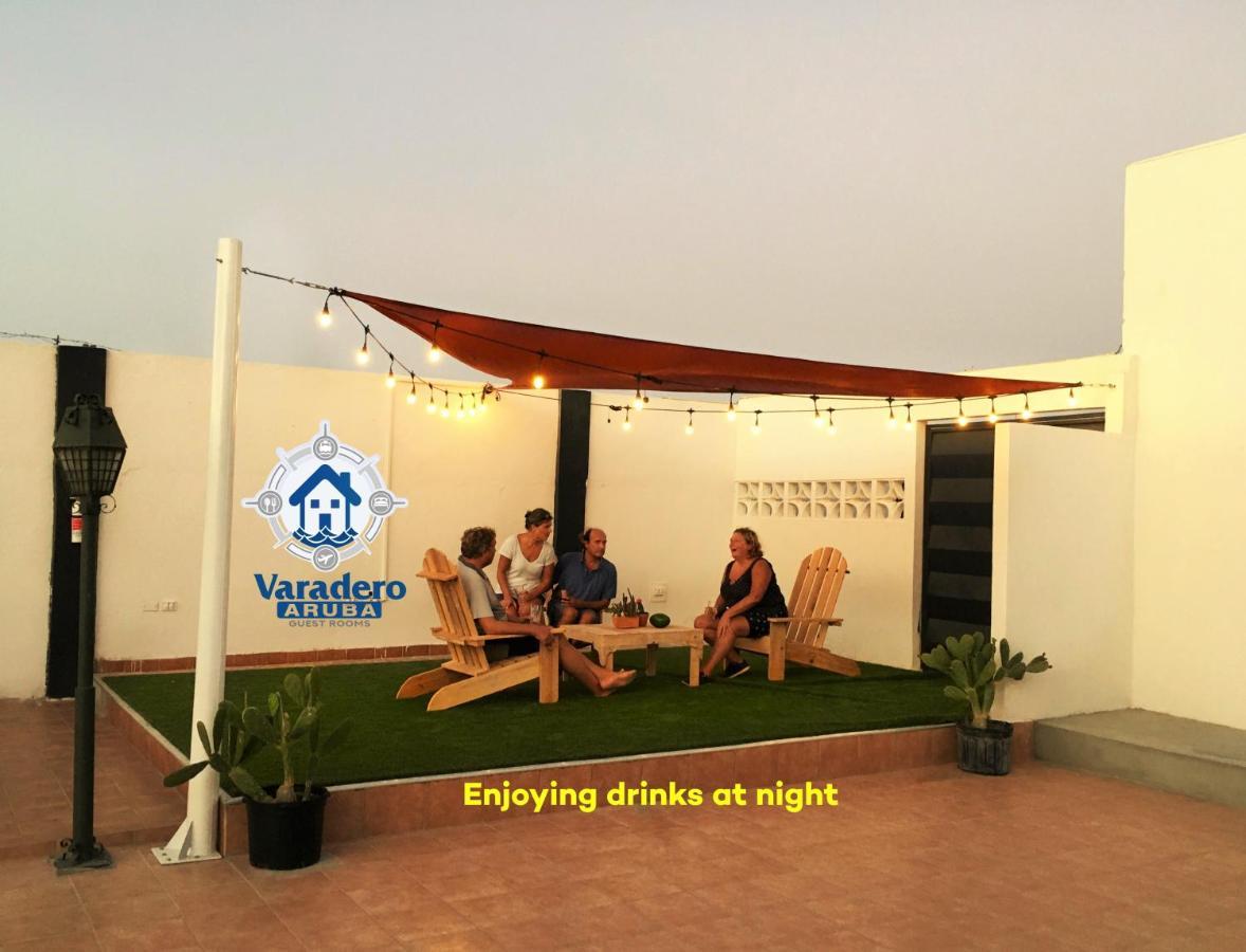 Varadero Marina Airport Guests Rooms Oranjestad Kültér fotó